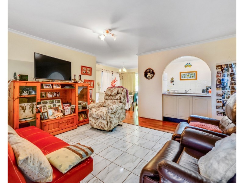 30 Grove Road, Holmview QLD 4207