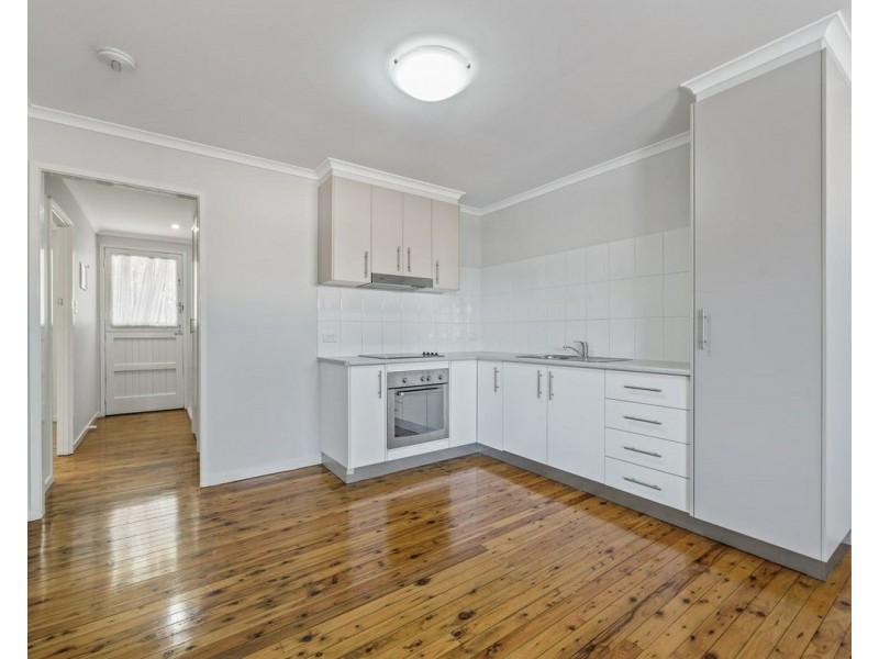 2/66 Mary Street, Mount Lofty QLD 4350