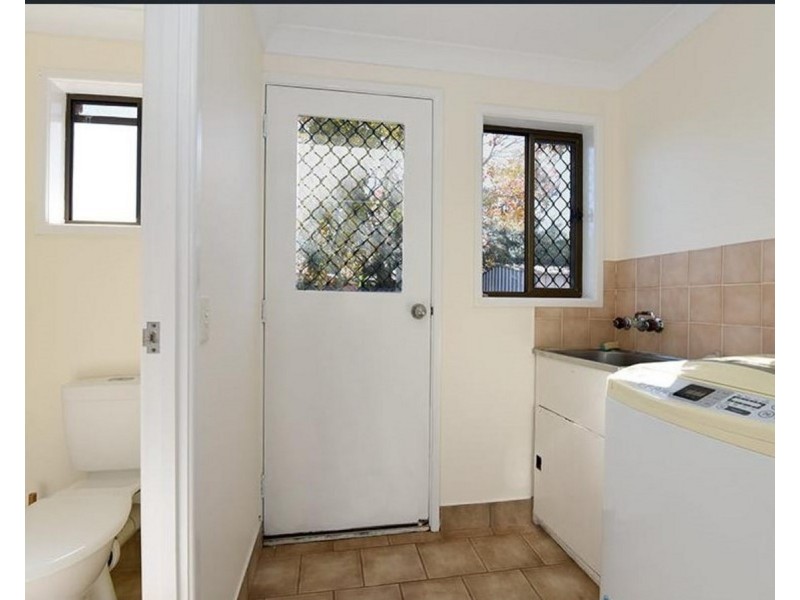 1/9 Schultz Street, Kearneys Spring QLD 4350