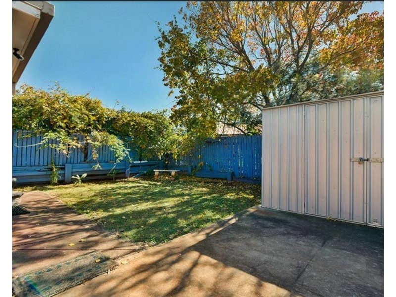 1/9 Schultz Street, Kearneys Spring QLD 4350