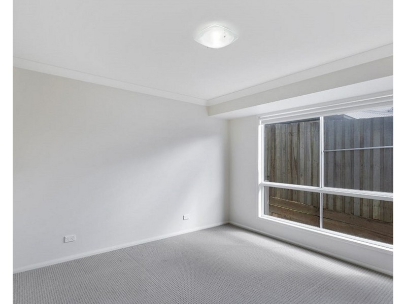 2/8 Wapiti Street, Kearneys Spring QLD 4350