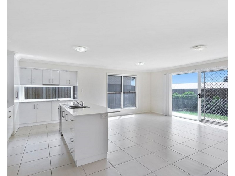 2/8 Wapiti Street, Kearneys Spring QLD 4350