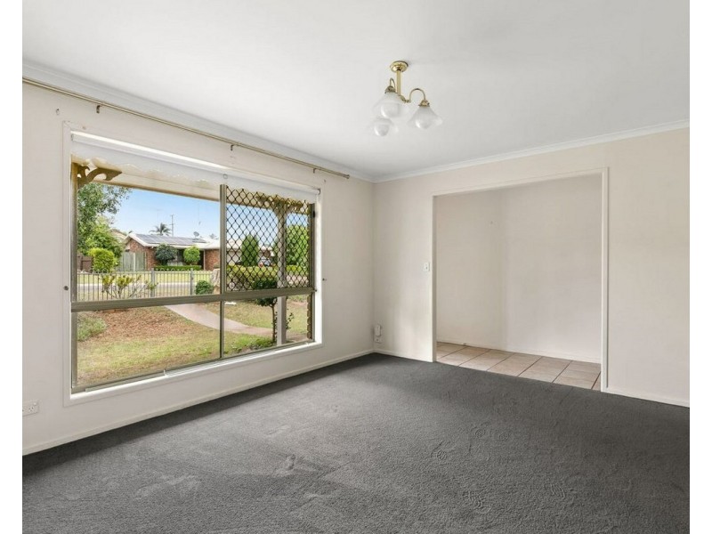 21 Lorraine Crescent, Centenary Heights QLD 4350