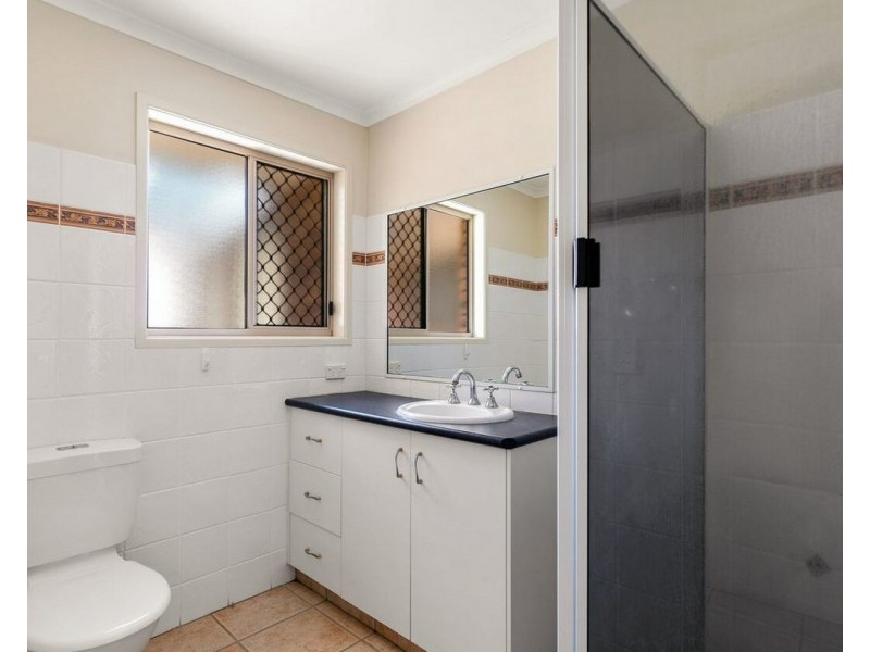 21 Lorraine Crescent, Centenary Heights QLD 4350