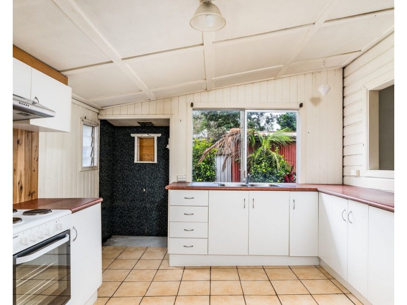 5 Raff Street, North Toowoomba QLD 4350