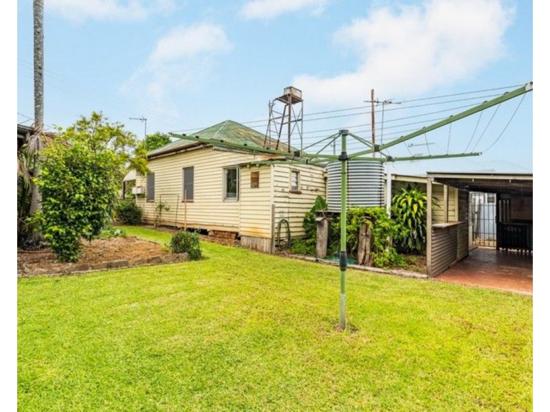 5 Raff Street, North Toowoomba QLD 4350