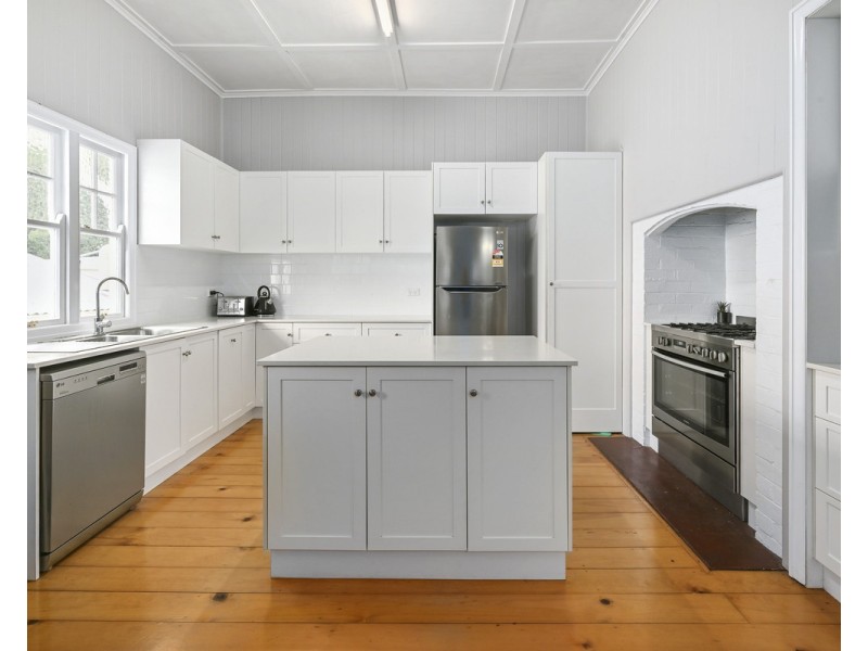42a Bridge Street, East Toowoomba QLD 4350