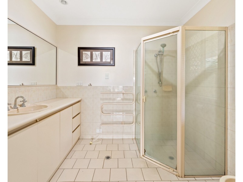 1 Pigott Drive, Rangeville QLD 4350