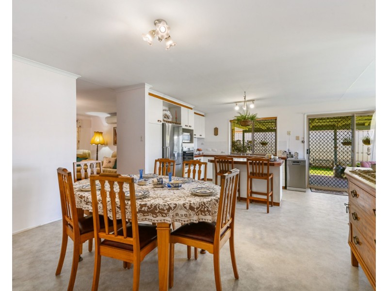 6 Strathconan Drive, Glenvale QLD 4350