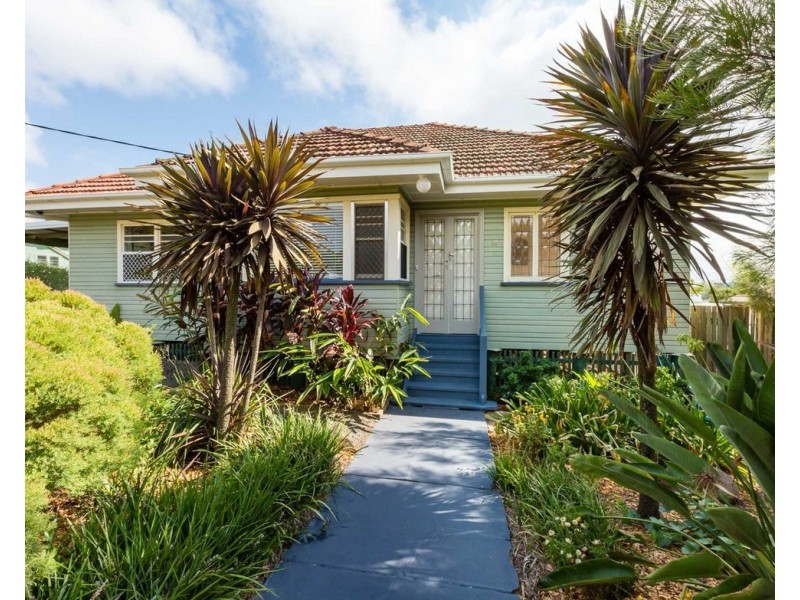 15 Tighe Street, Newtown QLD 4350