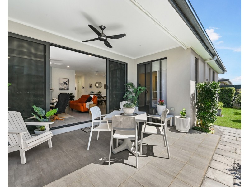73/75 Highgrove Drive, Highfields QLD 4352