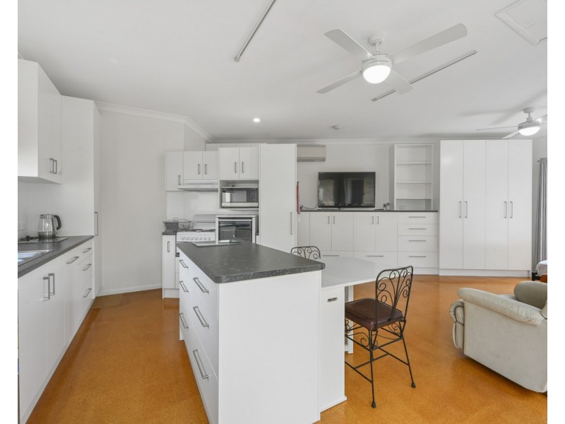 17 lillypilly Court, Middle Ridge QLD 4350