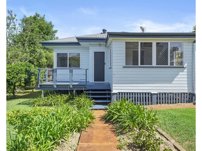 8 Dunkley Street, South Toowoomba QLD 4350