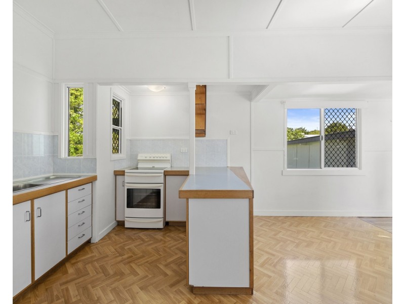 8 Dunkley Street, South Toowoomba QLD 4350
