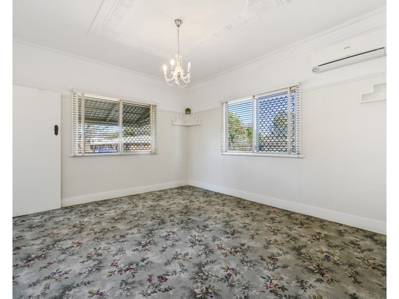 5 Cathro Street, Rockville QLD 4350