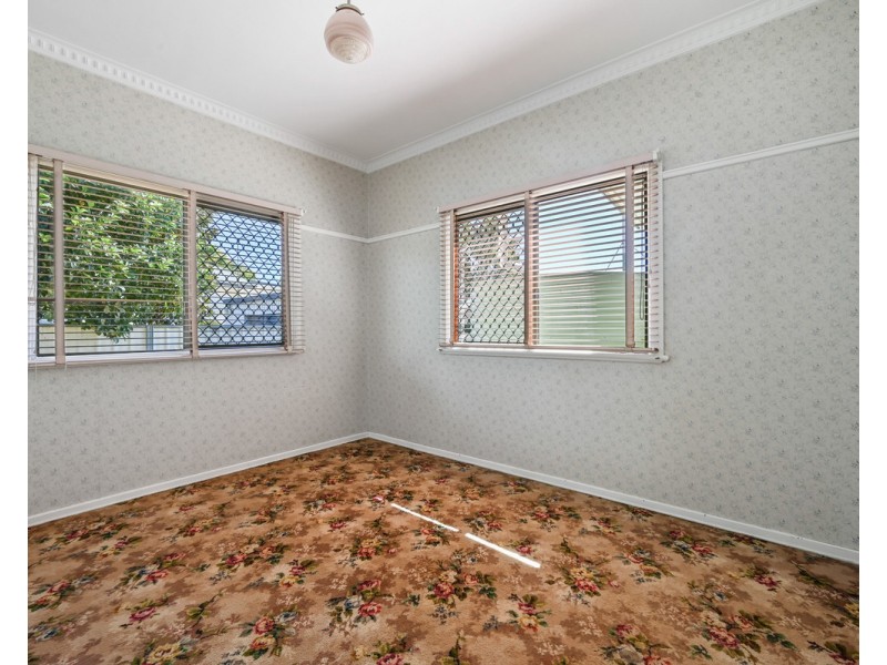 5 Cathro Street, Rockville QLD 4350