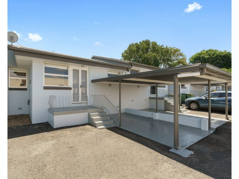 2/66 Mary Street, Mount Lofty QLD 4350