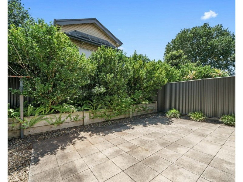 2/66 Mary Street, Mount Lofty QLD 4350