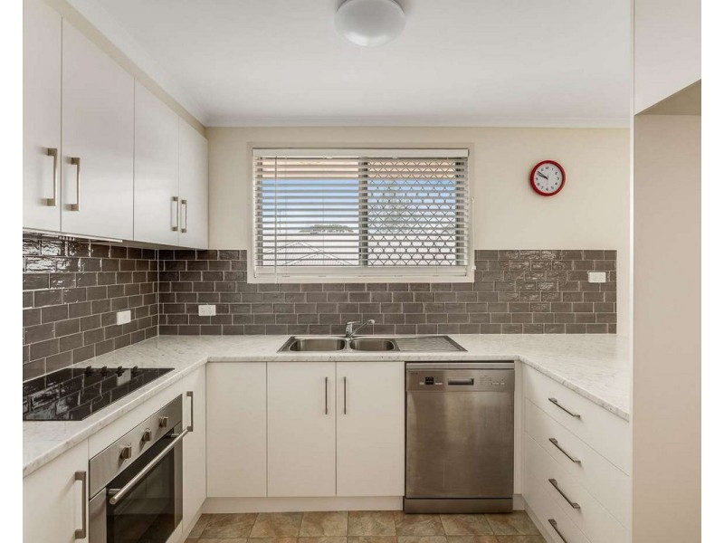 2/126 Perth Street, South Toowoomba QLD 4350
