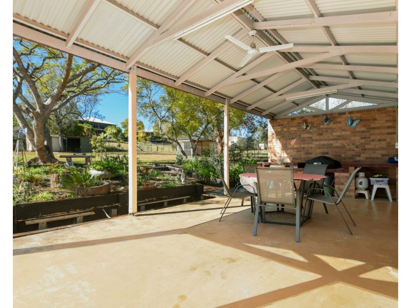 8 Belah Court, Withcott QLD 4352