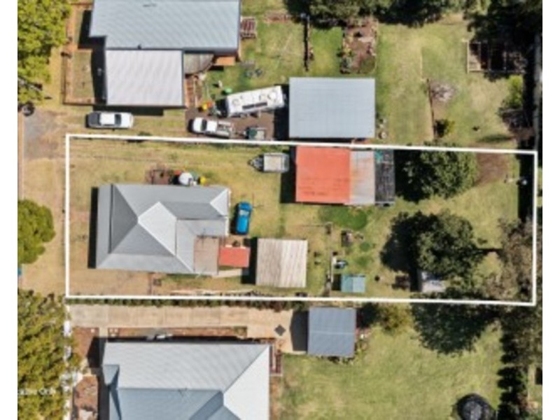 9 Cumming Street, North Toowoomba QLD 4350