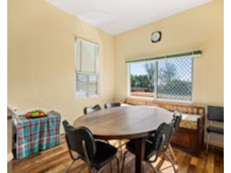9 Cumming Street, North Toowoomba QLD 4350