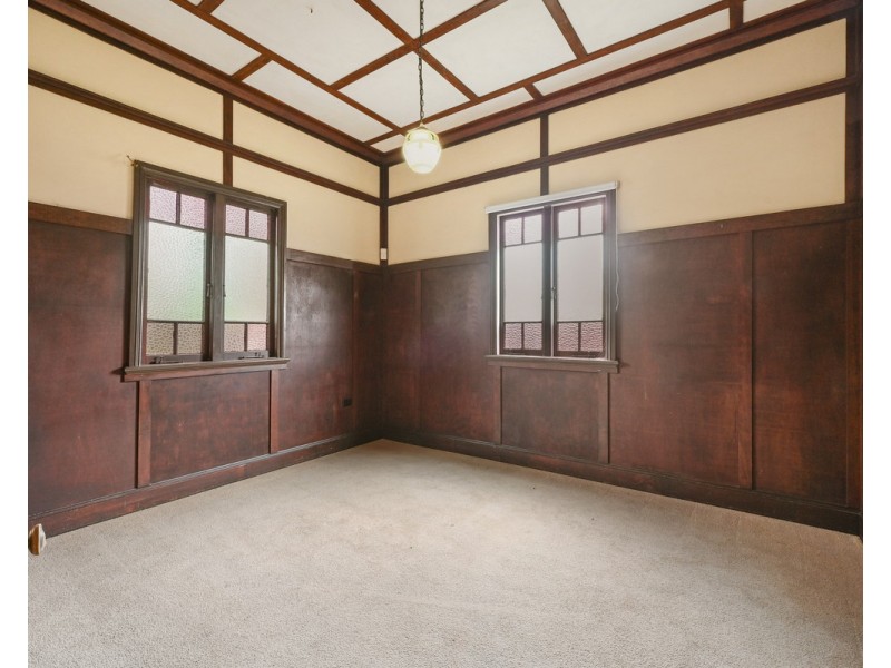 6 Cathro Street, Rockville QLD 4350