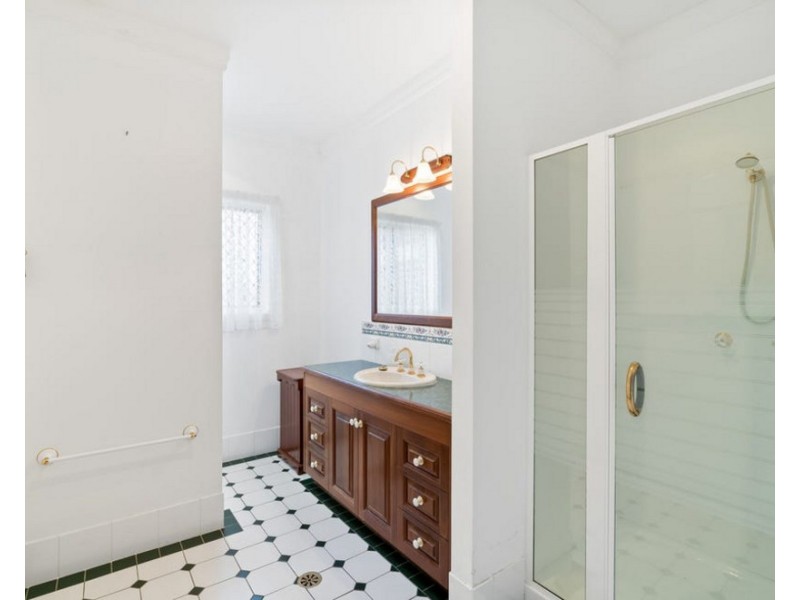 10 Helendale Drive, Helidon Spa QLD 4344