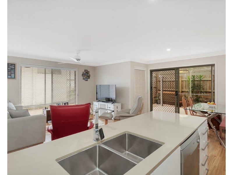 5/340 Hume Street, Centenary Heights QLD 4350