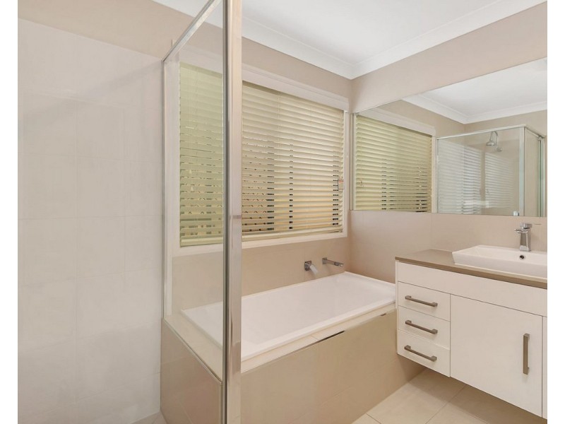 5/340 Hume Street, Centenary Heights QLD 4350
