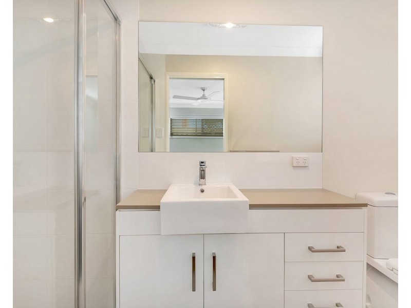 5/340 Hume Street, Centenary Heights QLD 4350
