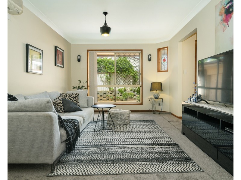 2/17 Beer Court, Kearneys Spring QLD 4350