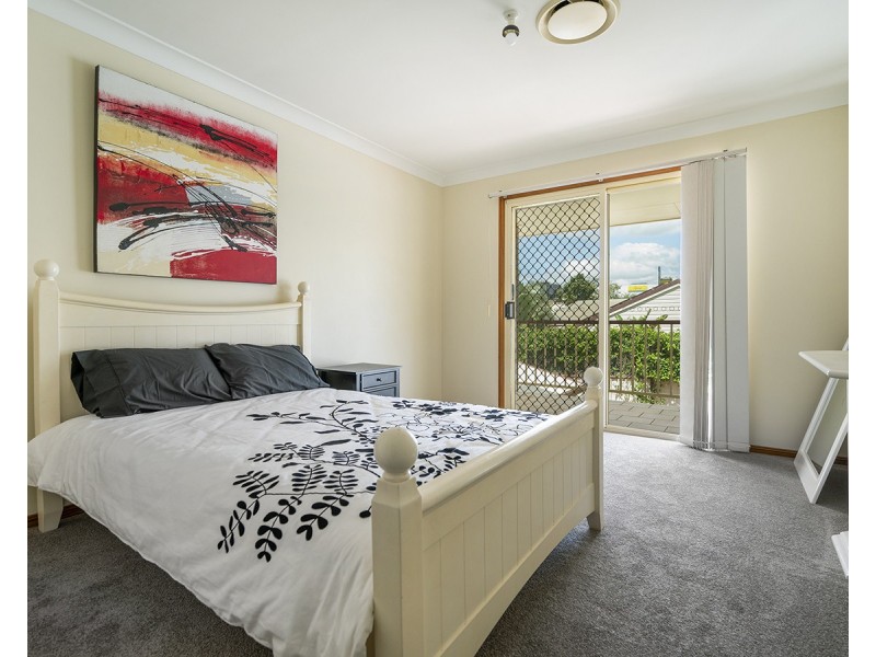 2/17 Beer Court, Kearneys Spring QLD 4350