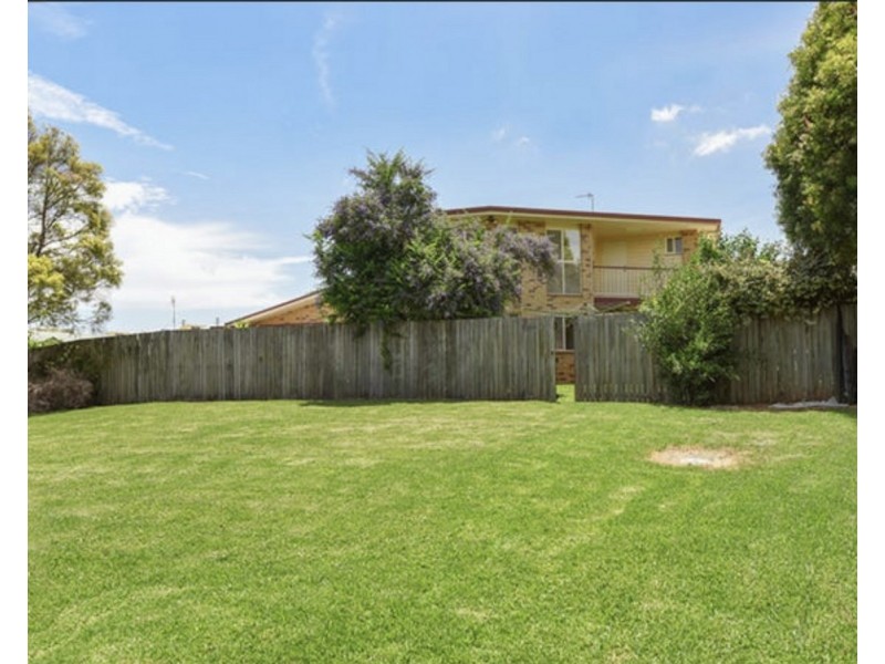 2/17 Beer Court, Kearneys Spring QLD 4350