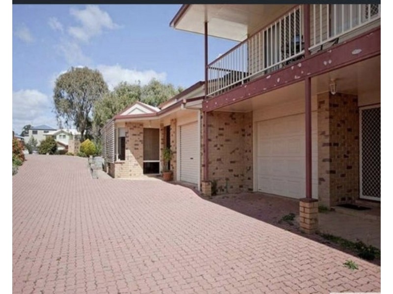 2/17 Beer Court, Kearneys Spring QLD 4350