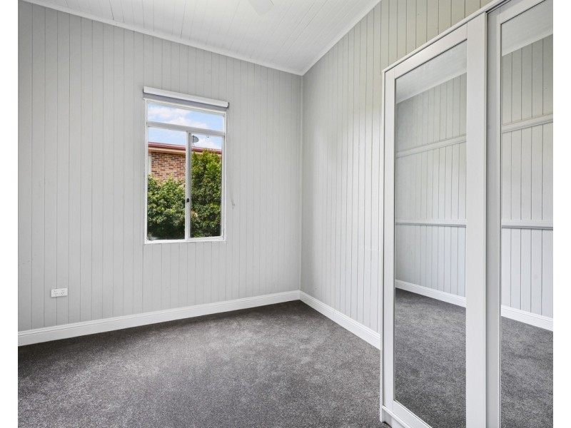 31 Helen Street, Newtown QLD 4350