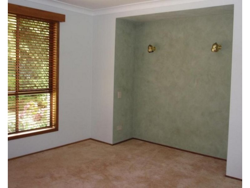 37 Lorraine Crescent, Centenary Heights QLD 4350