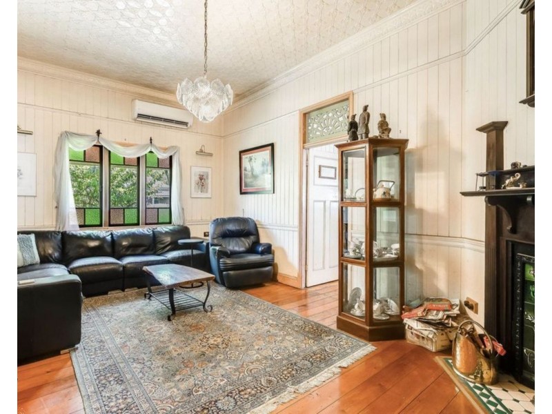 17 Raff Street, Toowoomba City QLD 4350