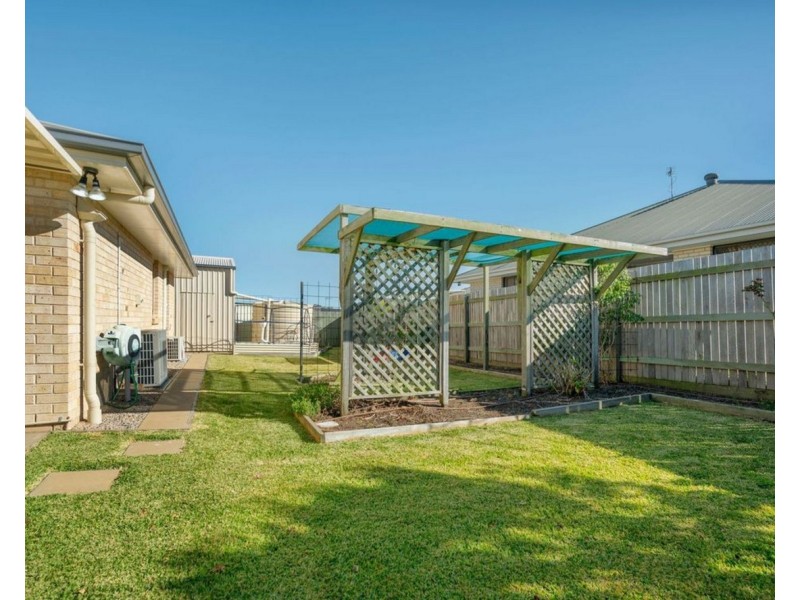 45 Edwin Street, Westbrook QLD 4350