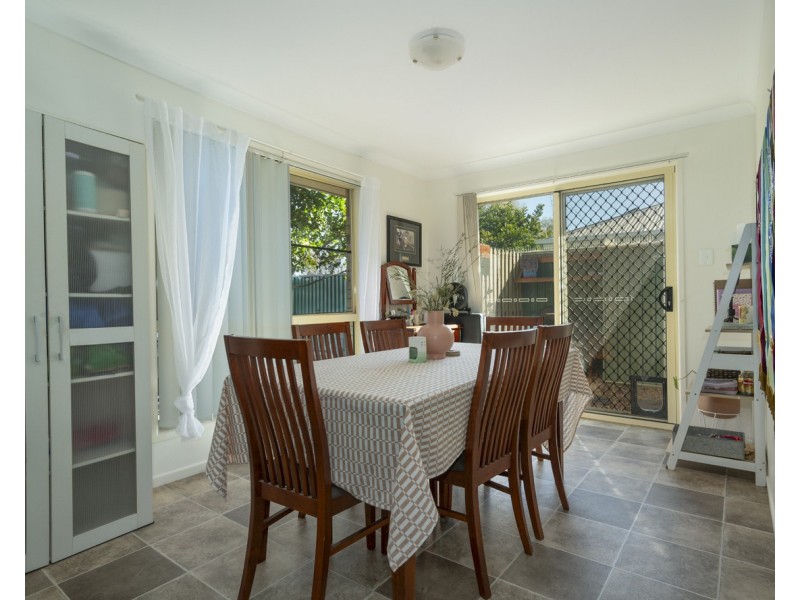 1/12 Arnold Street, Allora QLD 4362