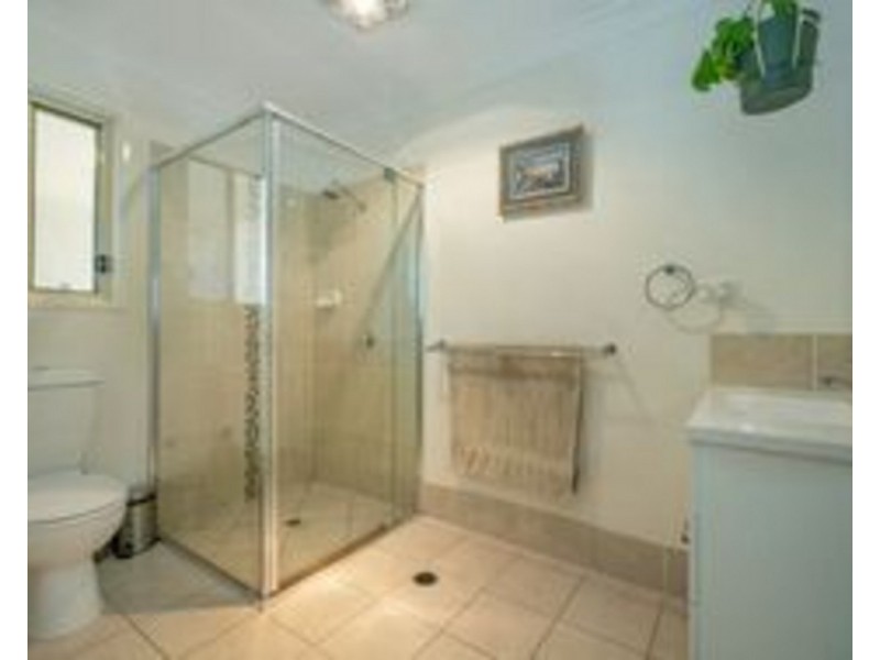 1/12 Arnold Street, Allora QLD 4362