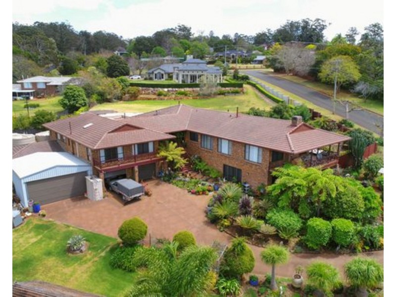 16 Dorge Street, Middle Ridge QLD 4350