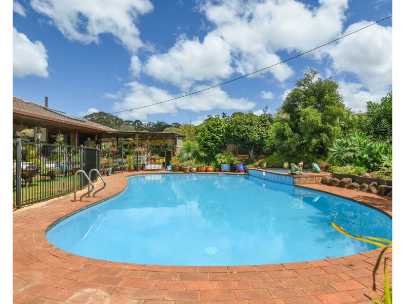 16 Dorge Street, Middle Ridge QLD 4350