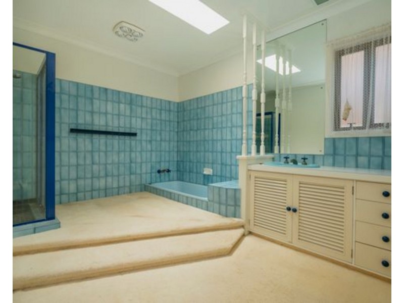 16 Dorge Street, Middle Ridge QLD 4350