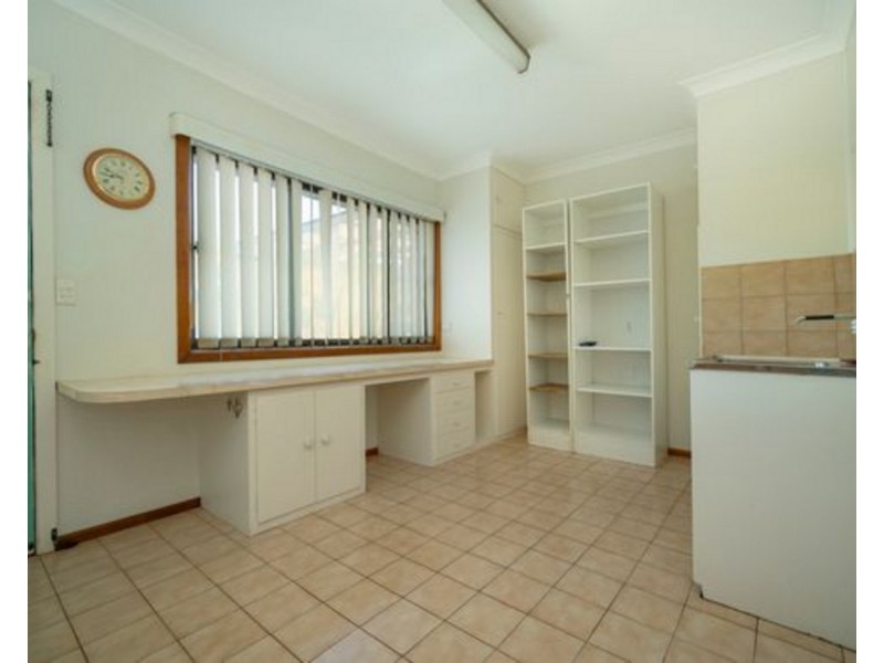 16 Dorge Street, Middle Ridge QLD 4350