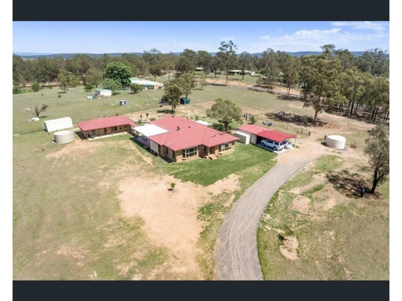 12 Anna Court, Placid Hills QLD 4343