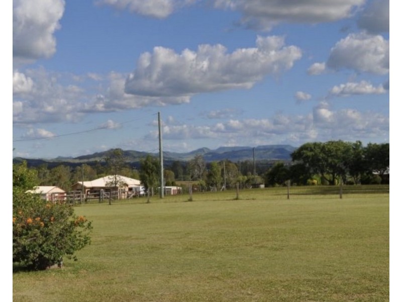 12 Anna Court, Placid Hills QLD 4343