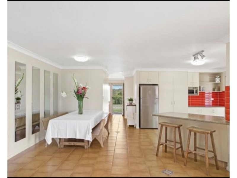 12 Anna Court, Placid Hills QLD 4343