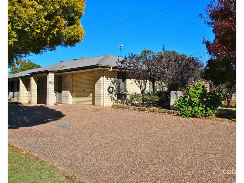 1/206 Wood Street, Warwick QLD 4370