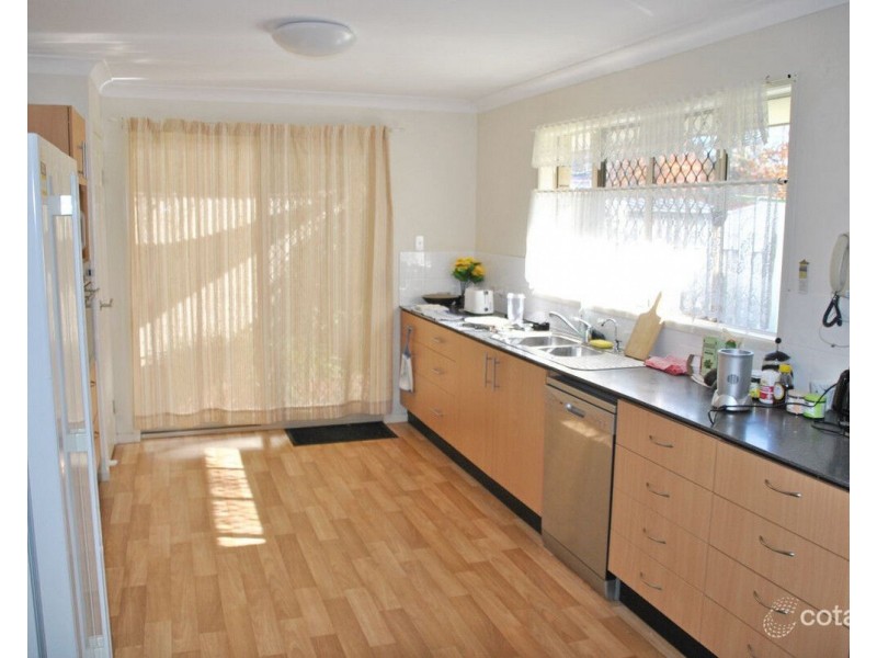 1/206 Wood Street, Warwick QLD 4370